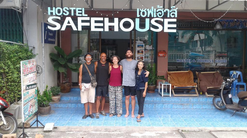 Safehouse Hostel Prachuap Khiri Khan Zewnętrze zdjęcie